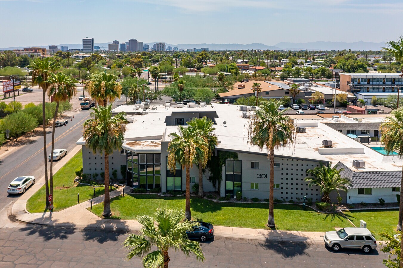 301 w pasadena ave