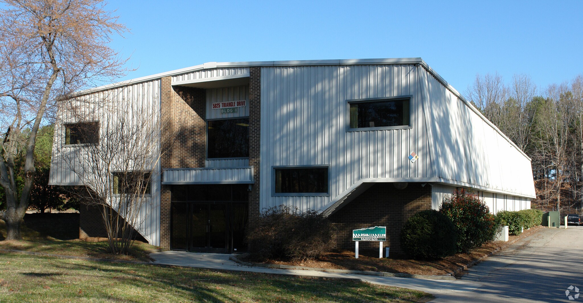 5825 Triangle Dr, Raleigh, NC for sale Primary Photo- Image 1 of 1