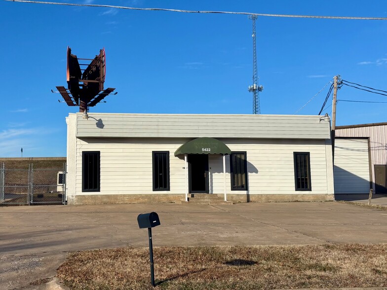 5422 S 108th East Ave E, Tulsa, OK for lease - Building Photo - Image 2 of 11