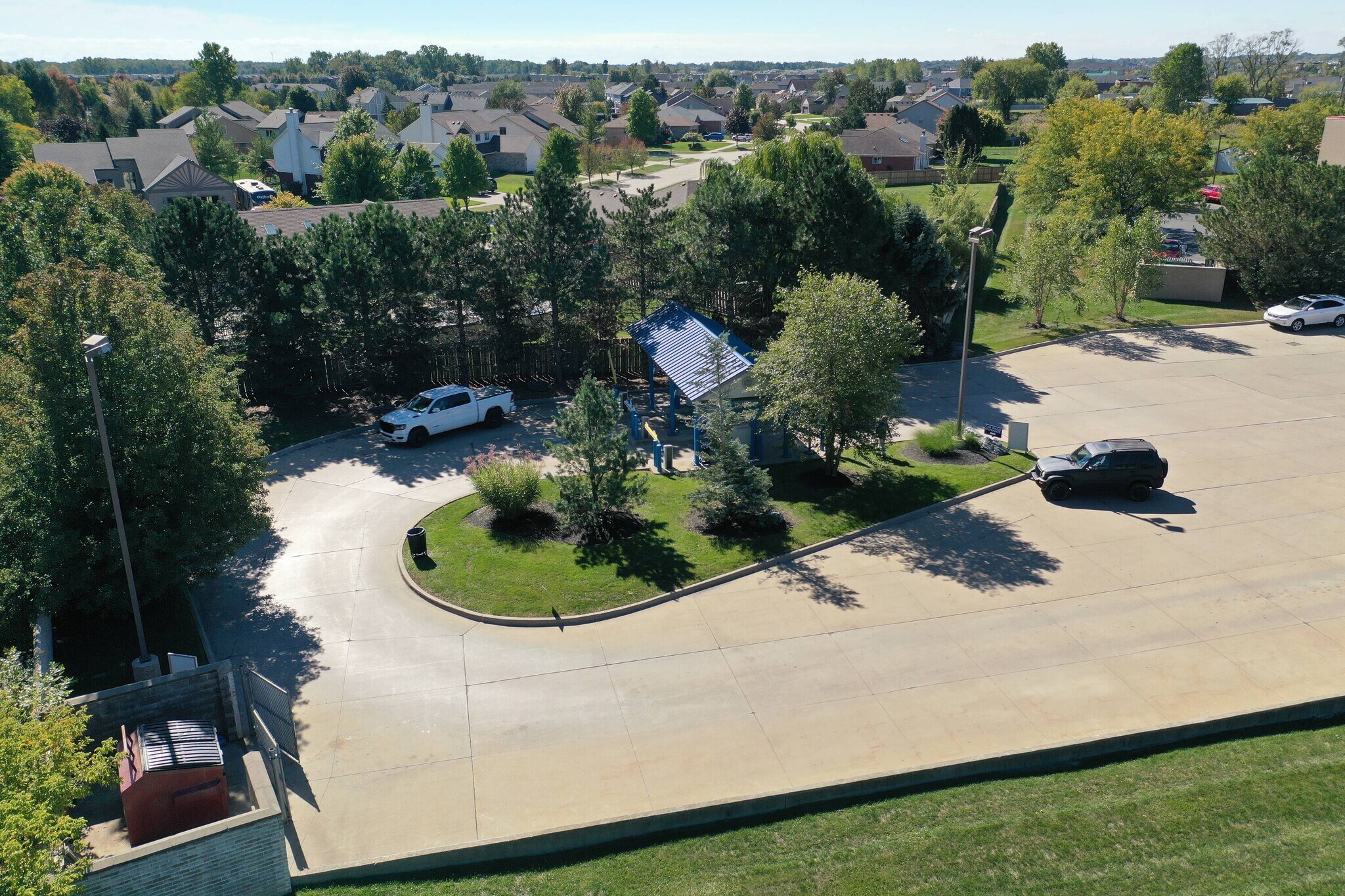 52700 Gratiot Ave, New Baltimore, MI 48051 WhiteWater Express Car