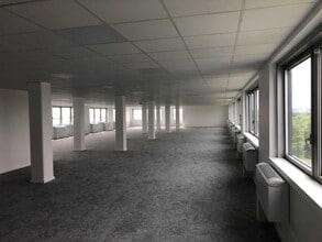 9 Rue Des 3 Soeurs, Villepinte for lease Building Photo- Image 2 of 2