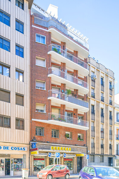 Calle De Viriato, 38, Madrid, Madrid for sale - Primary Photo - Image 1 of 2