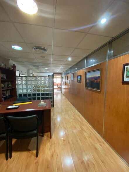 Office in El Ejido, Almería for lease - Building Photo - Image 2 of 7