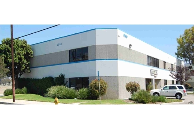 9990 Glenoaks Blvd, Sun Valley, CA for lease - Building Photo - Image 1 of 4