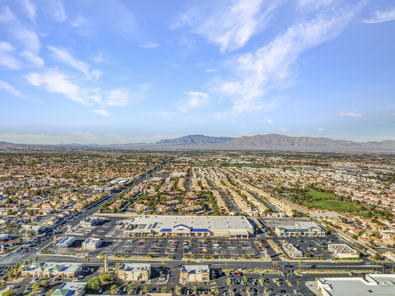 7550 W Washington Ave, Las Vegas, NV for lease - Building Photo - Image 3 of 7