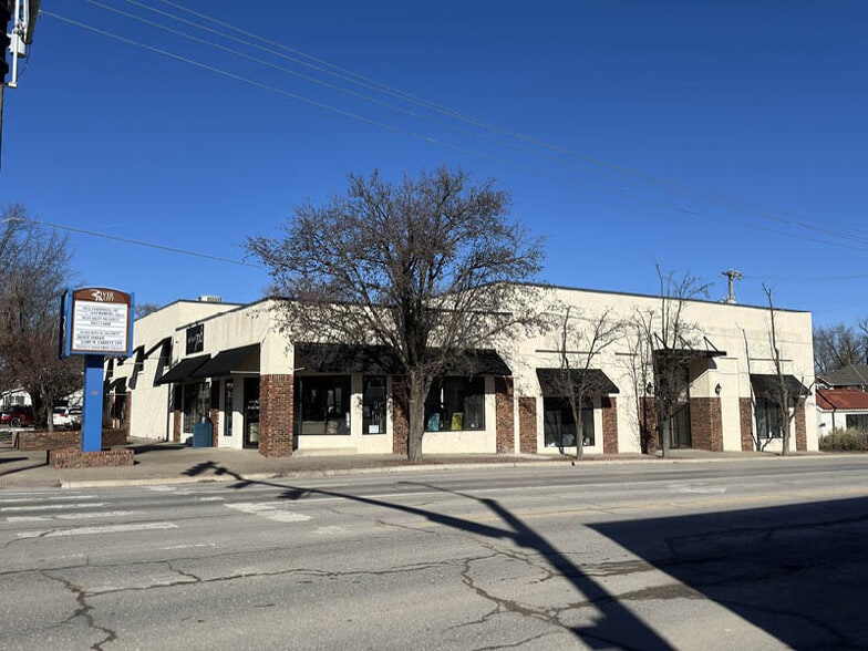 708 W 9th St, Lawrence, KS for sale - Building Photo - Image 1 of 1
