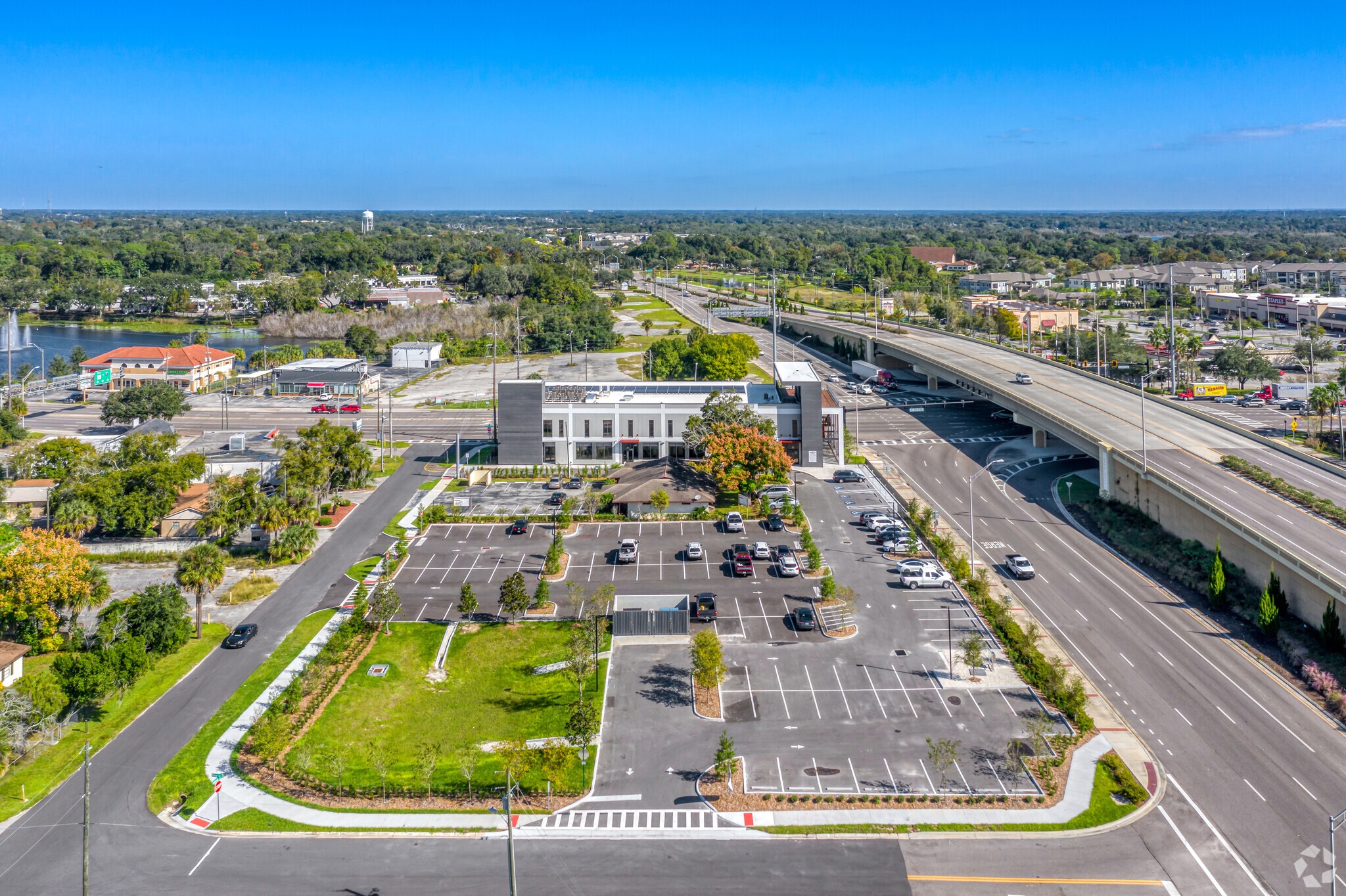 2915 Lakeview Dr, Fern Park, FL 32730 Axios Wellness Center