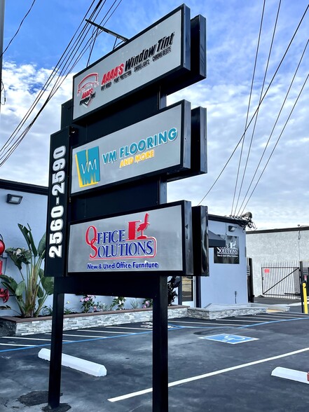 2560-2590 Lafayette St, Santa Clara, CA for lease - Building Photo - Image 2 of 70