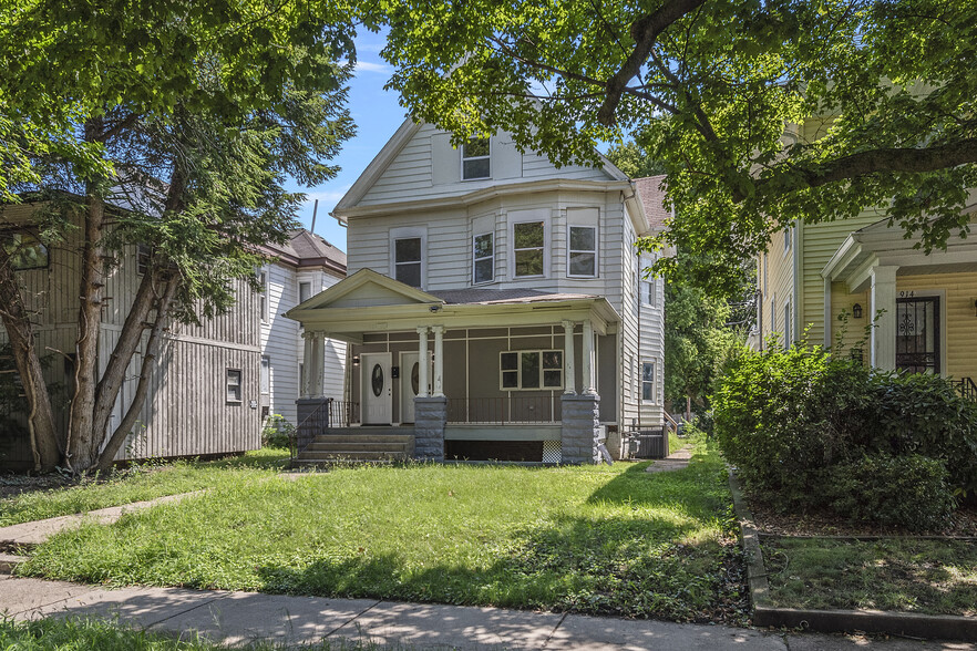 910 S 2nd St, Springfield, IL for sale - Building Photo - Image 1 of 40