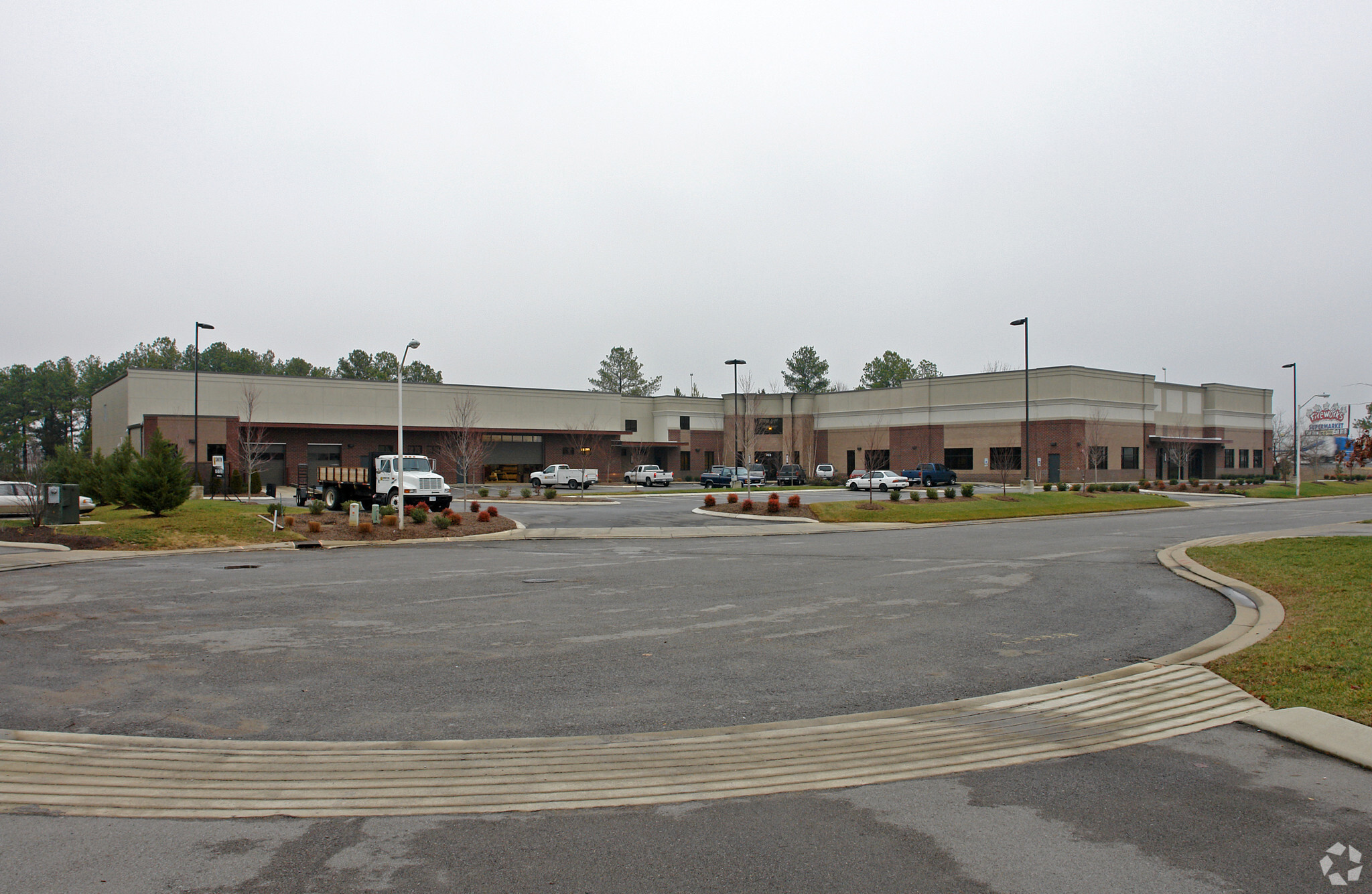 412 Golden Bear Ct, Murfreesboro, TN for lease Building Photo- Image 1 of 9