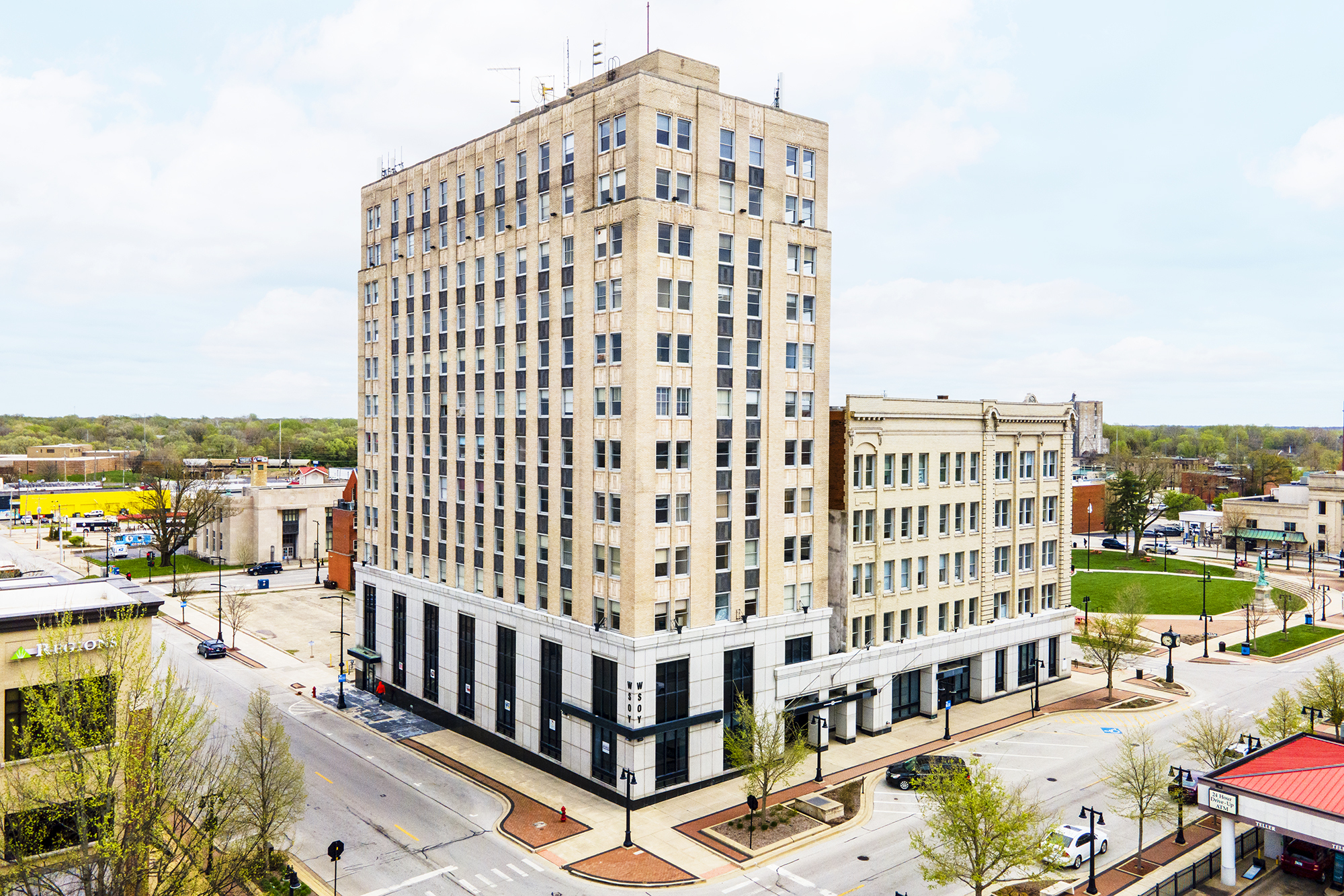 236-250 N Water St, Decatur, IL for sale Building Photo- Image 1 of 1