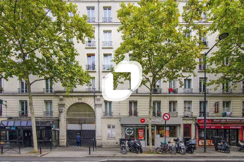 Flex in Aubervilliers for sale - Building Photo - Image 2 of 14