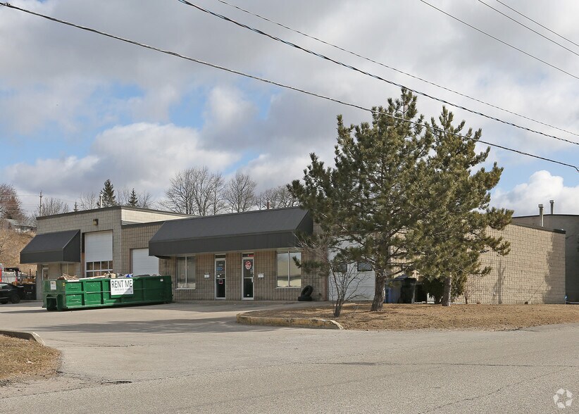 100 Shoemaker St, Kitchener, ON N2E 3G4