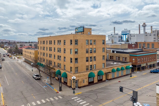 More details for 502 Chestnut St, Virginia, MN - Hospitality for Sale