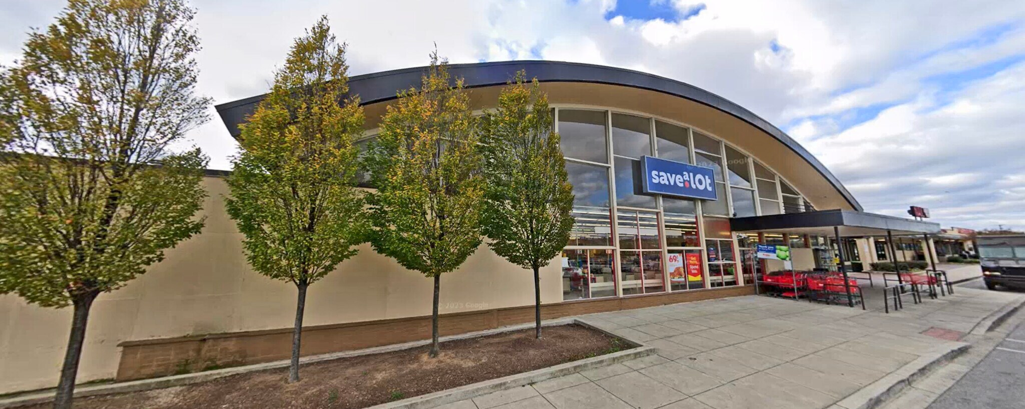 39013951 Erdman Ave, Baltimore, MD 21213 Erdman Shopping Center