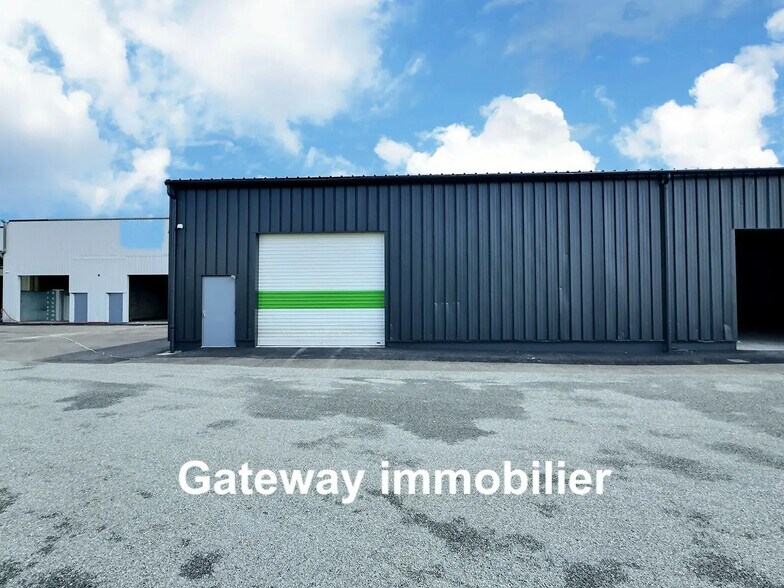 Industrial in Montluçon for lease - Building Photo - Image 1 of 5