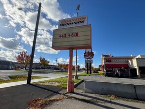10415 E Sprague Ave, Spokane, WA for lease Interior Photo- Image 2 of 2
