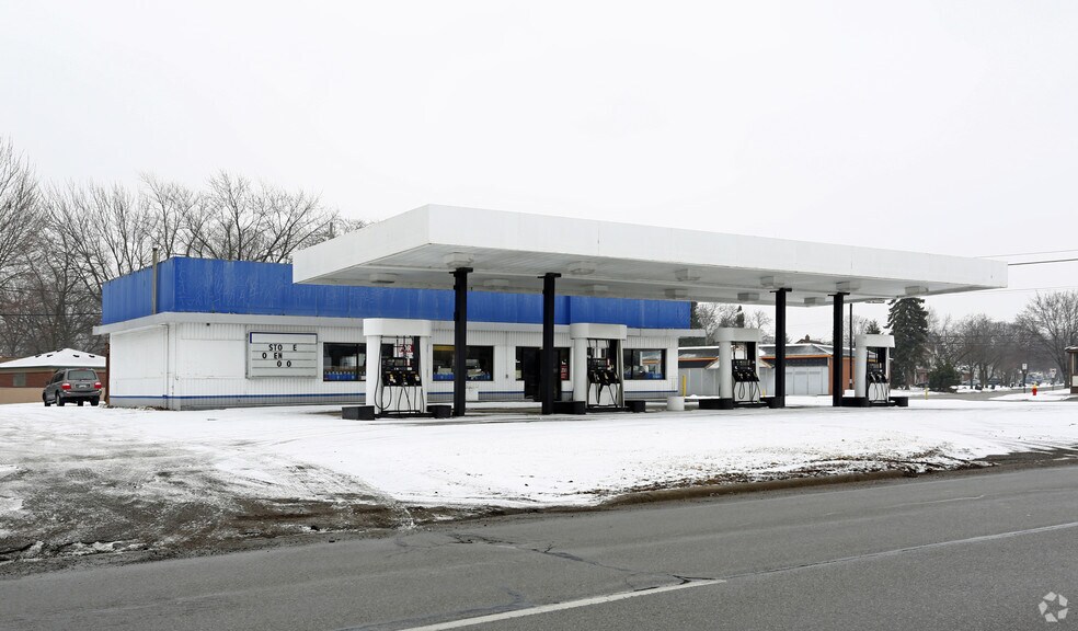 9121 Allen Rd, Allen Park, MI for sale - Primary Photo - Image 1 of 1