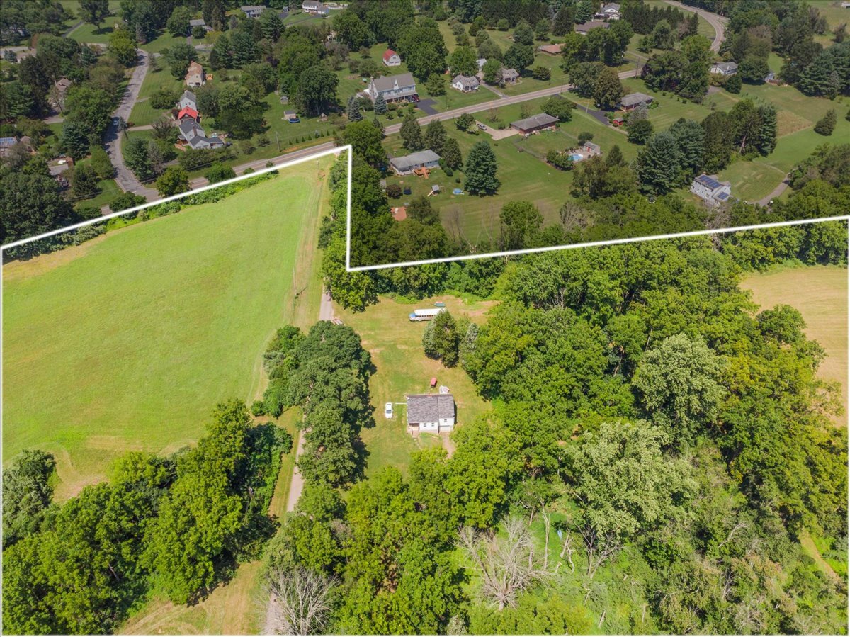 448 Spring Mills Rd, Milford, NJ 08848