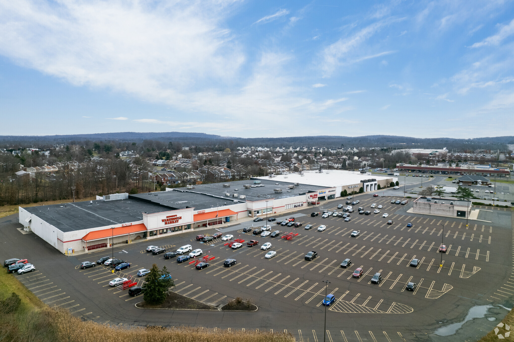 701-751 S West End Blvd, Quakertown, PA for sale Primary Photo- Image 1 of 1