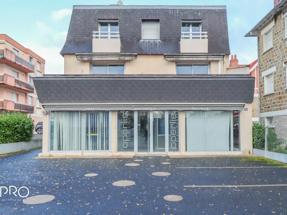 Office in BRIVE-LA-GAILLARDE for sale Building Photo- Image 1 of 4