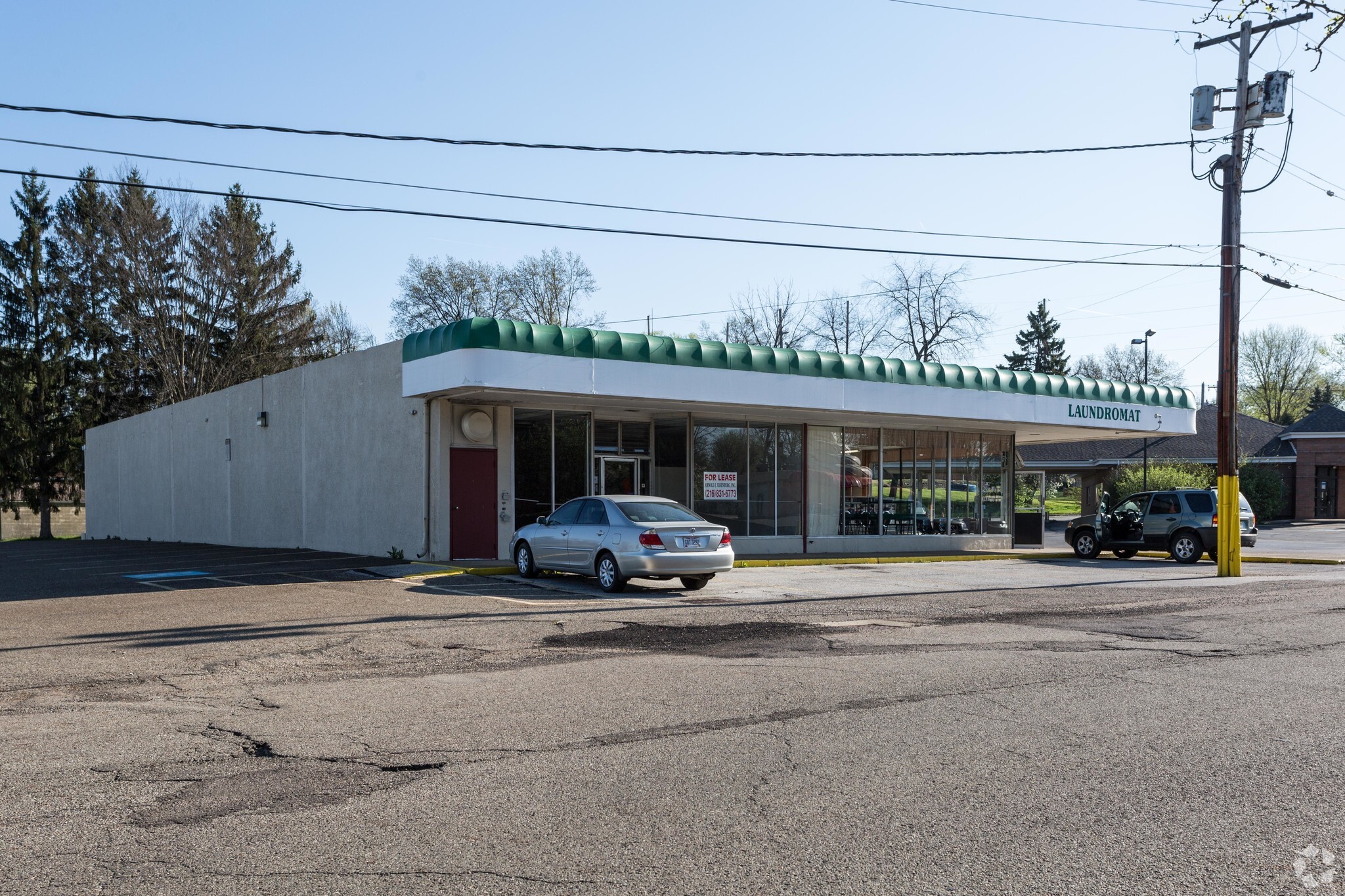 1640 Keuper Blvd NE, Massillon, OH for lease Building Photo- Image 1 of 3