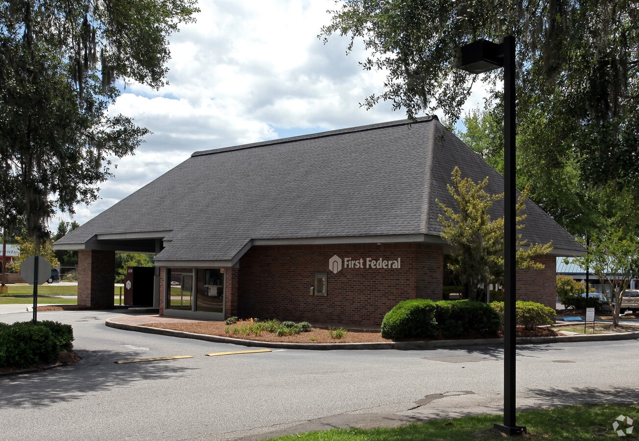 1960 Old Trolley Rd, Summerville, SC 29485