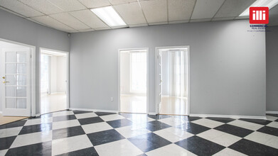 20501 Ventura Blvd, Woodland Hills, CA for lease Interior Photo- Image 1 of 23