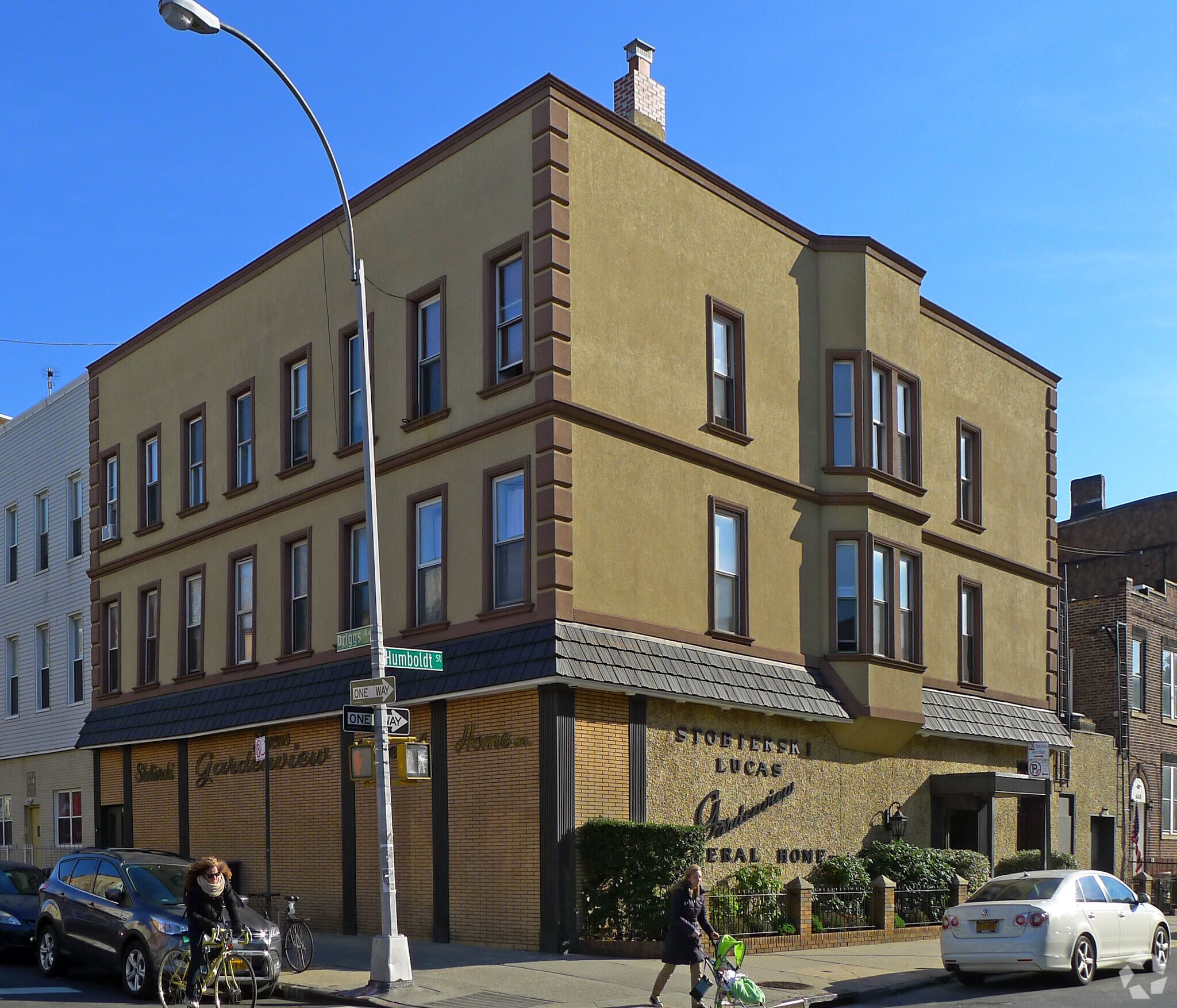 159-161 Driggs Ave, Brooklyn, NY for sale Primary Photo- Image 1 of 1