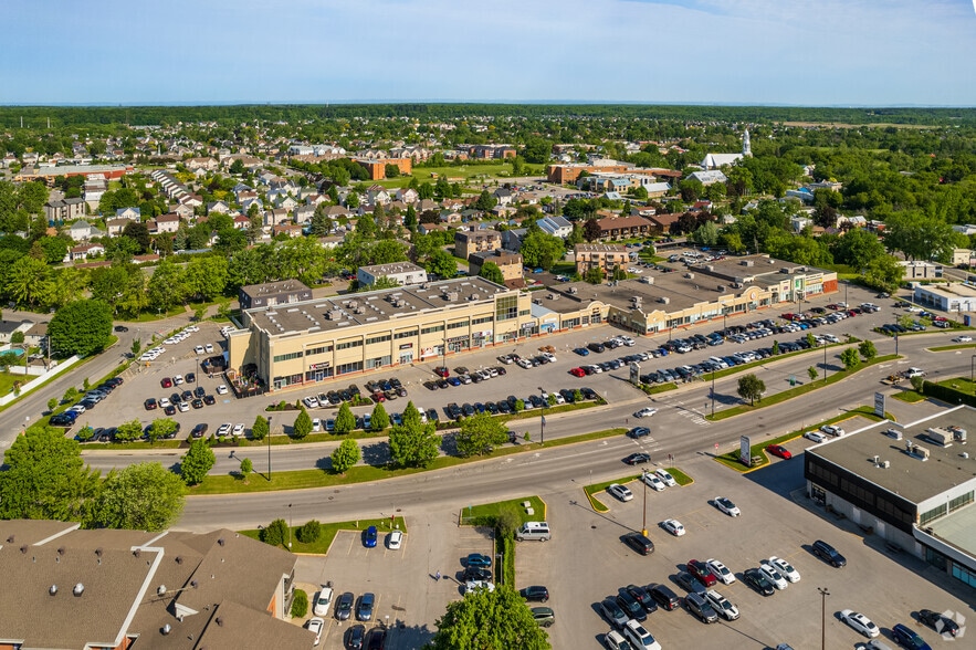 3075-3131 Boul De Mascouche, Mascouche, QC for lease - Aerial - Image 3 of 3