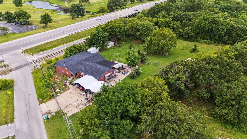 10 Sahoma Lake Rd, Sapulpa, OK for sale - Primary Photo - Image 1 of 12