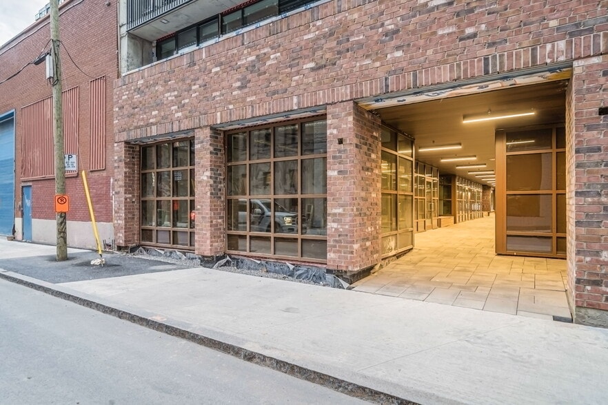 215 Rue Murray, Montréal, QC for lease - Building Photo - Image 1 of 8