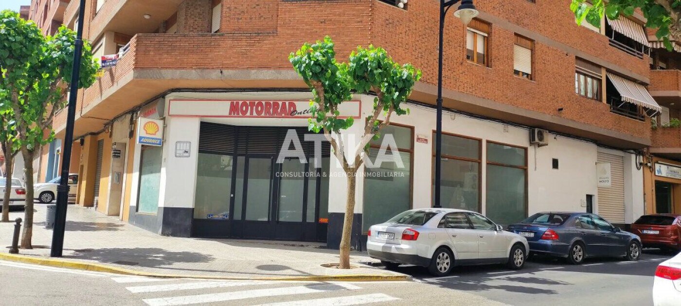 Retail in Ontinyent for sale Building Photo- Image 1 of 3