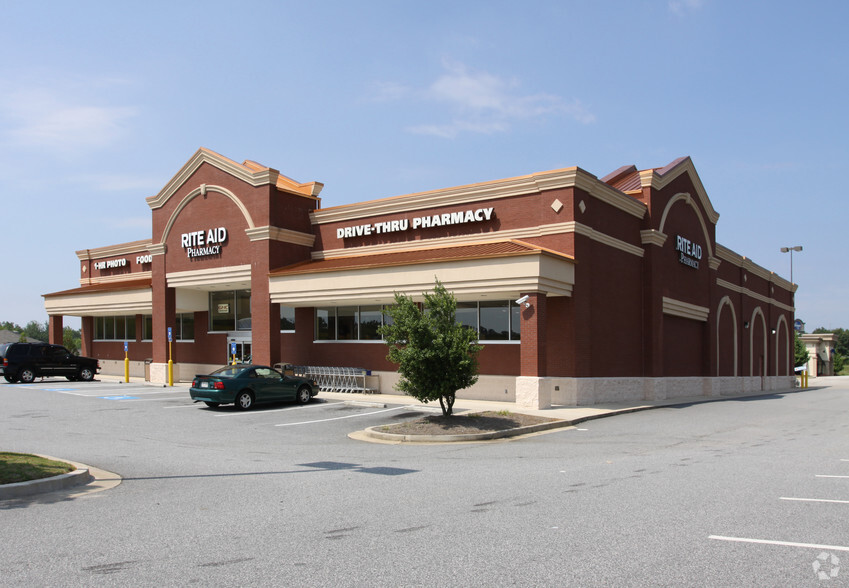 2820 Keith Bridge Rd, Cumming, GA for sale - Primary Photo - Image 1 of 1