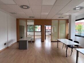 Calle Pollensa, 2-4-4, Las Rozas de Madrid, Madrid for lease Interior Photo- Image 1 of 4