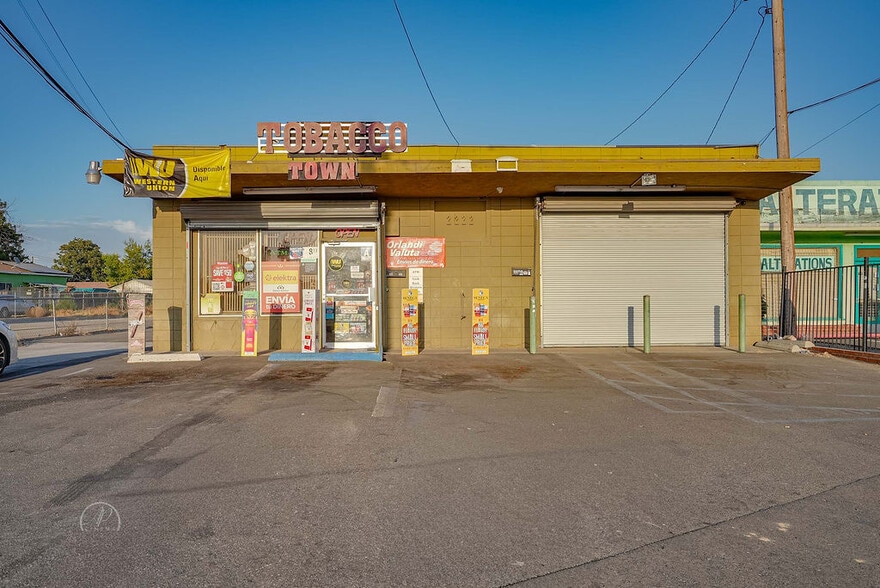 2222 S Chester Ave, Bakersfield, CA for sale - Building Photo - Image 3 of 19