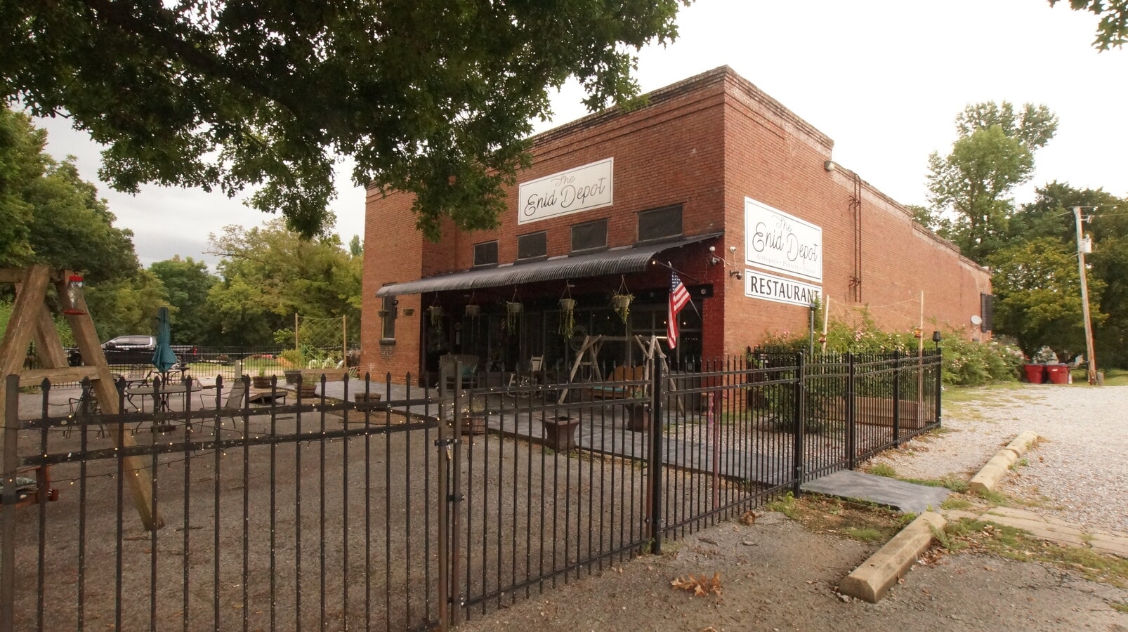 1027 Jackson Ave, Enid, MS 38927 Retail for Sale