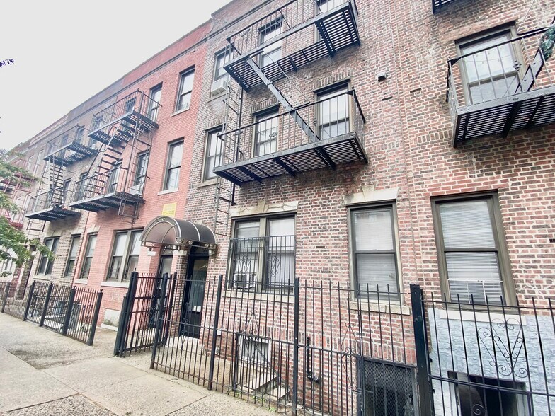 45-32 40th St, Long Island City, NY for sale - Building Photo - Image 1 of 1