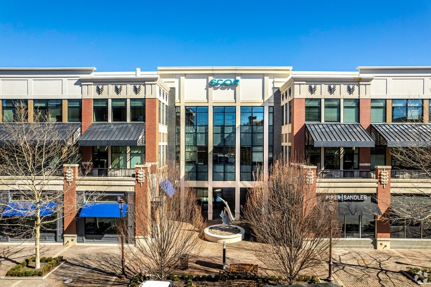 11551 Ash St, Leawood, KS for lease - Building Photo - Image 2 of 16