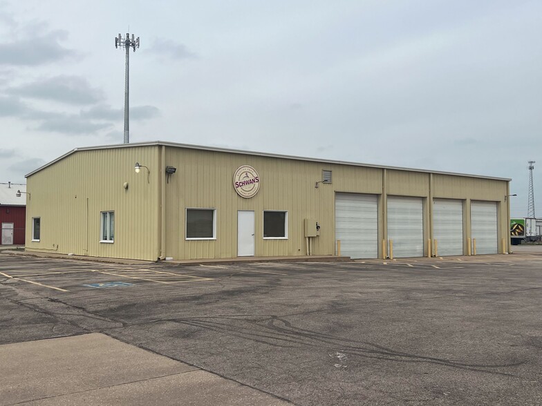 300 W Industrial St, Valley Center, KS for sale - Building Photo - Image 2 of 12