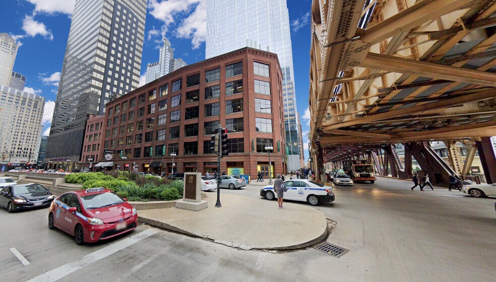 180 N Wacker Dr, Chicago, IL for sale - Building Photo - Image 1 of 1