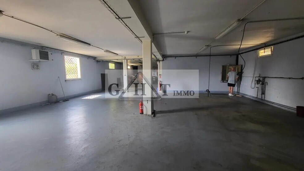 Industrial in Marcoussis for sale - Interior Photo - Image 3 of 13