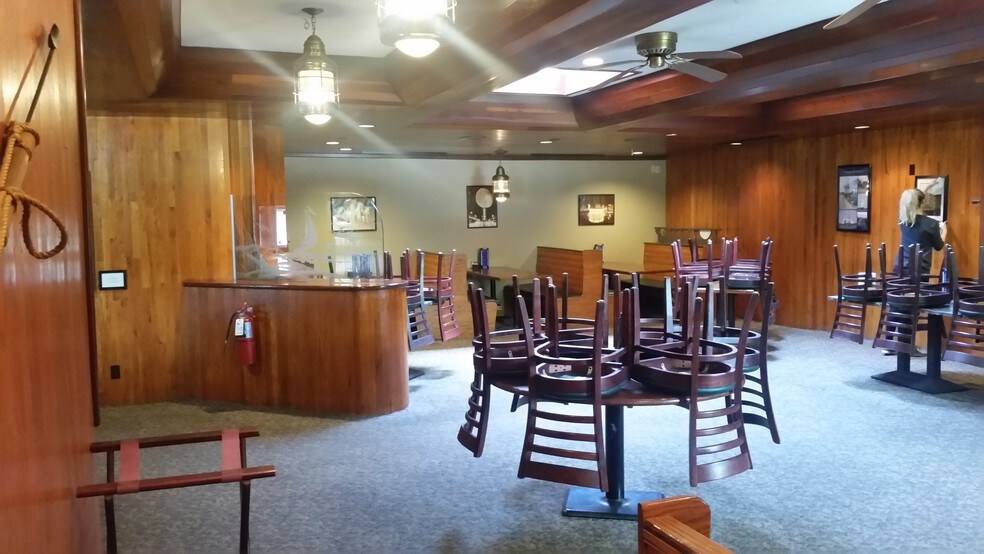 2826 W 8th St, Erie, PA for sale - Building Photo - Image 1 of 1