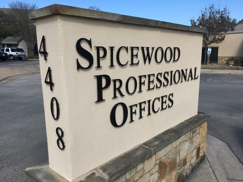 4408 Spicewood Springs Rd, Austin, TX for lease - Building Photo - Image 1 of 15