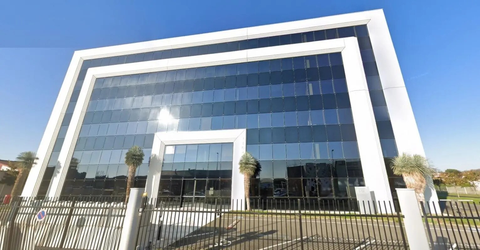 Office in Colomiers for lease Building Photo- Image 1 of 15