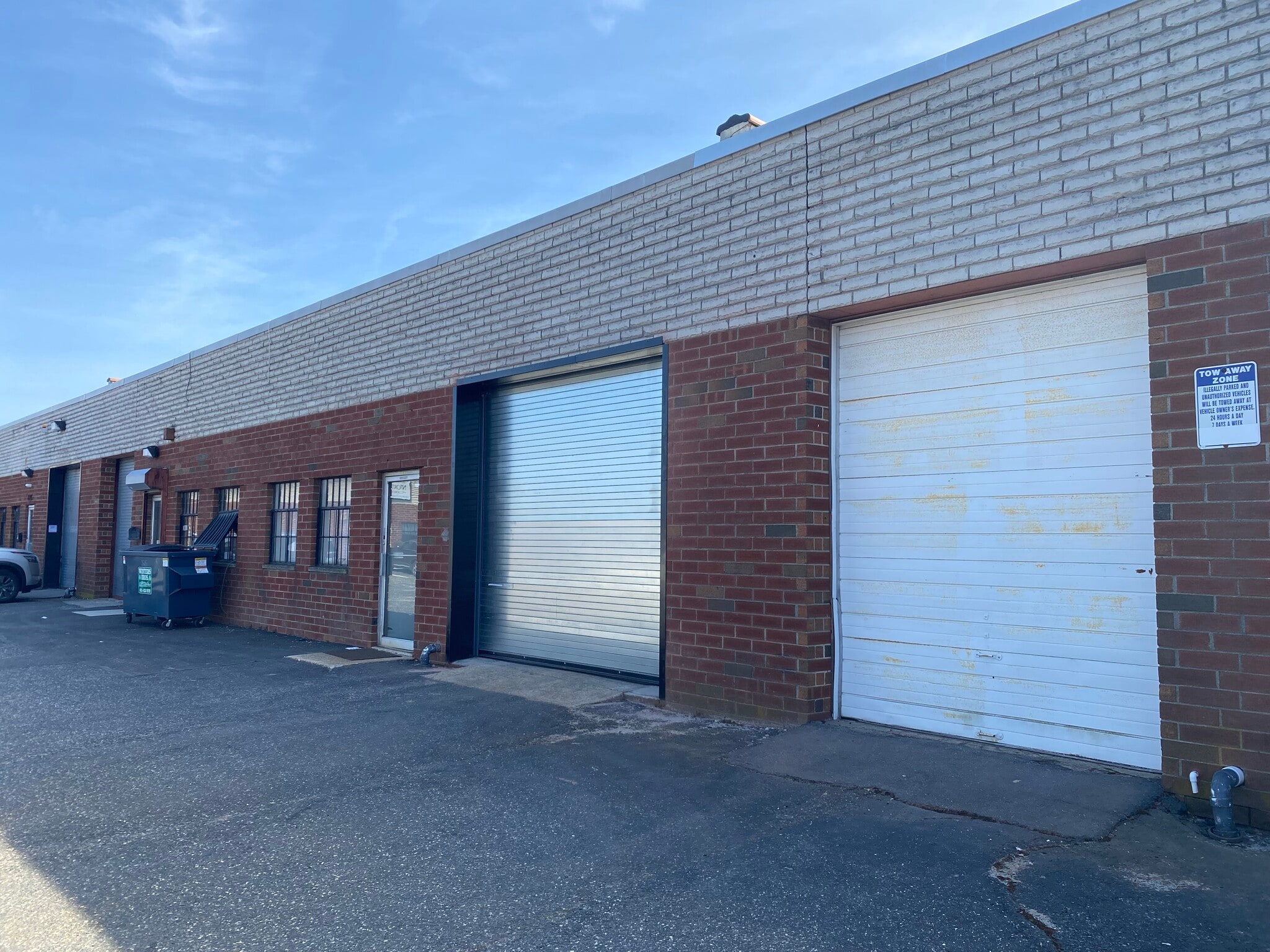 181 E Industry Ct, Deer Park, NY for lease Building Photo- Image 1 of 7