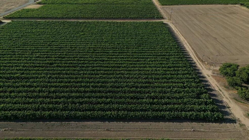 17490 N Bruella Rd, Lodi, CA for sale - Commercial Listing Video - Image 2 of 11