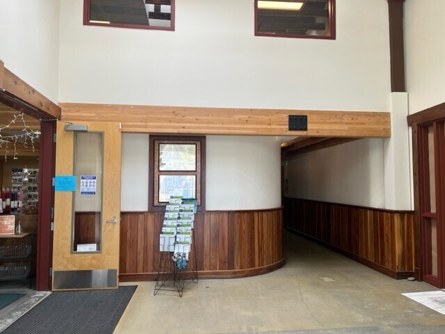 View Photo