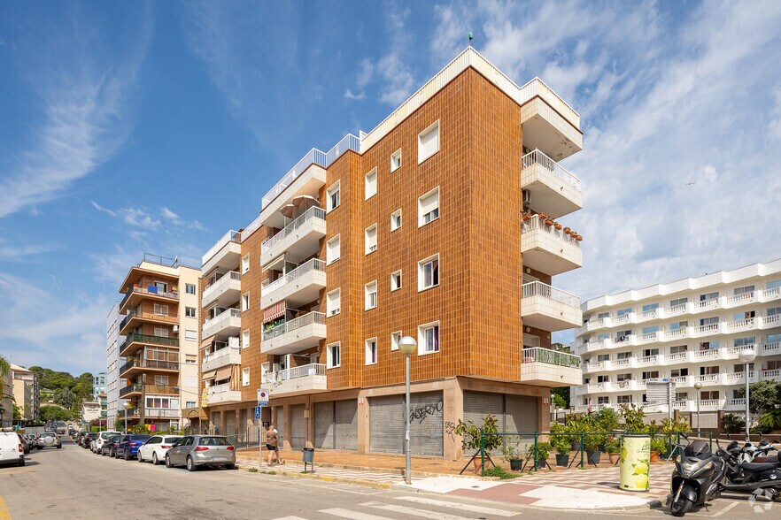 Carrer Turisme, 46, Calella, Barcelona for sale - Primary Photo - Image 1 of 2