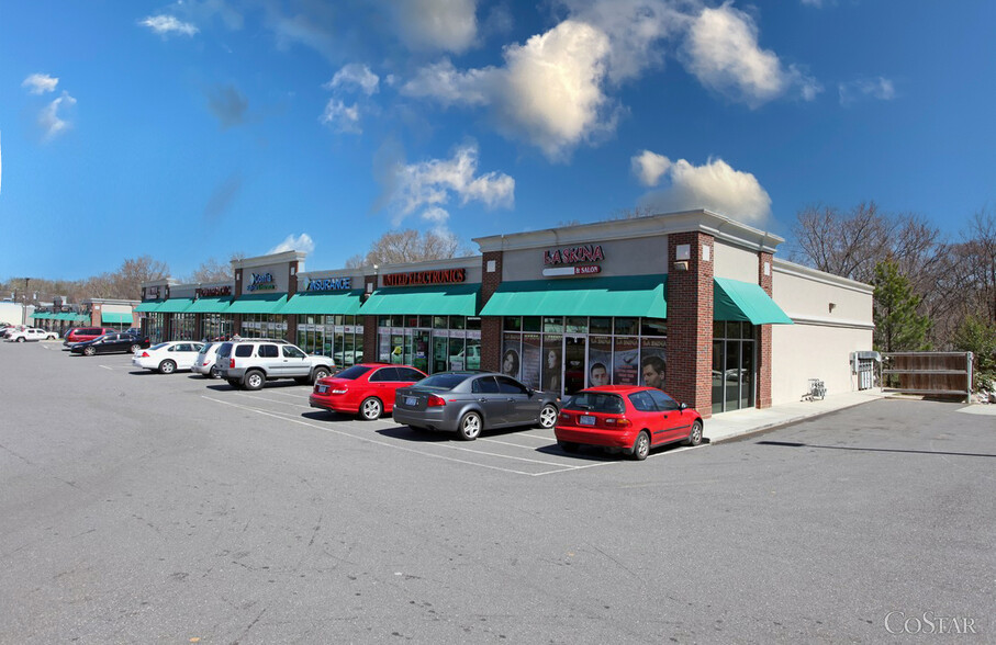 6823 South Blvd, Charlotte, NC for lease - Building Photo - Image 2 of 2